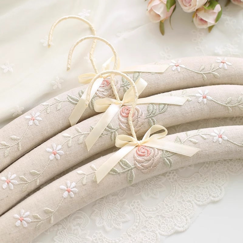 Coquette Petal Embrace Vintage Hangers