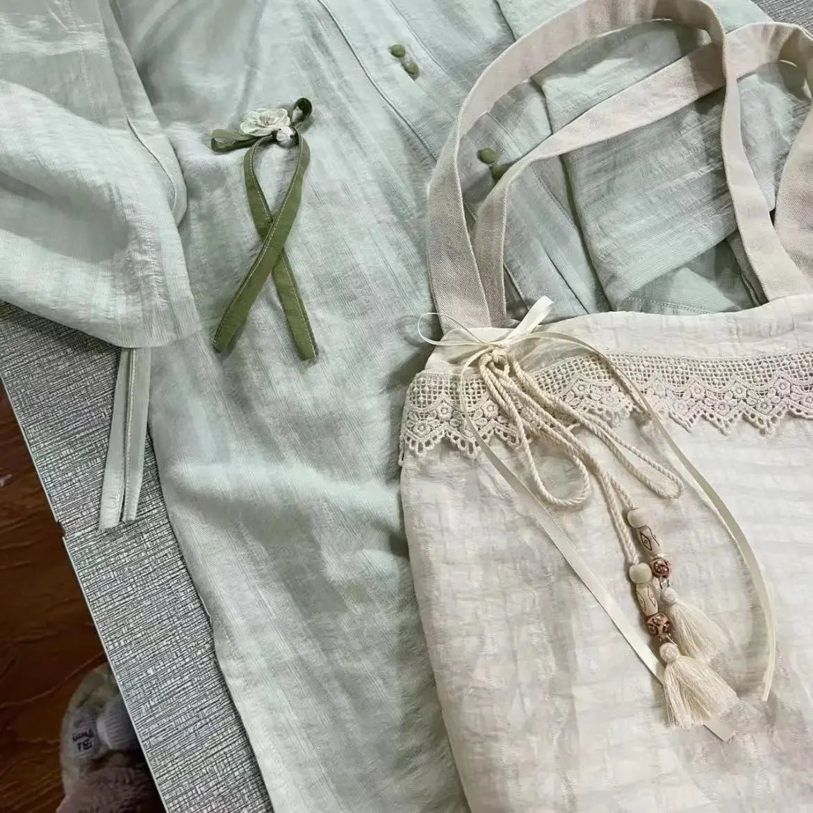Trendy Pleated Tote Bag – Women's Large Capacity for Everyday Use