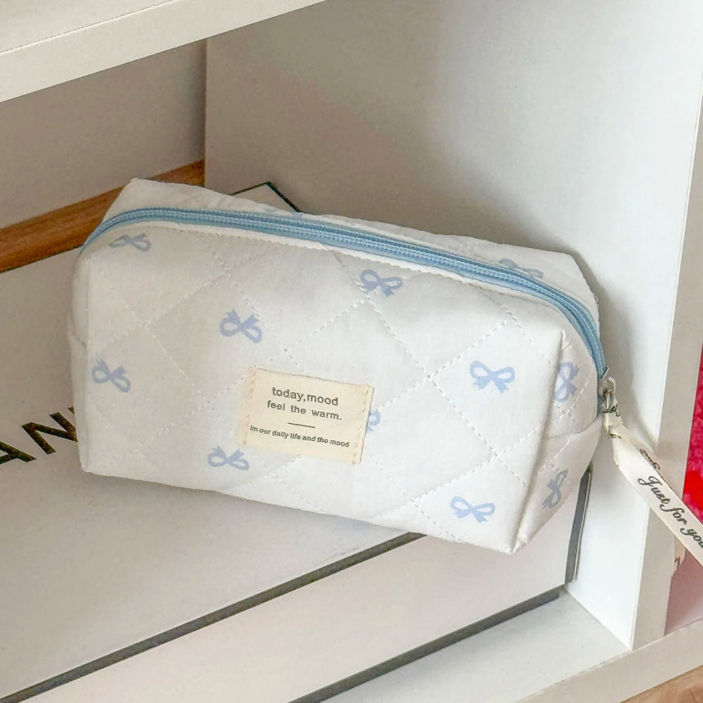Fashion Blue Bow Quilted Women Cosmetic Bag