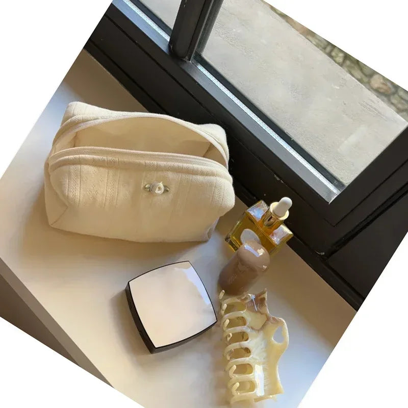 Elegant White Makeup Case with Floral Design