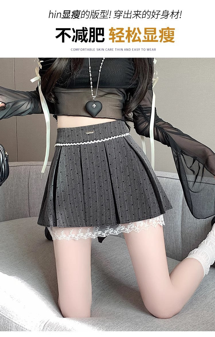 Lace Trim Polka Dot Pleated Mini Skirt