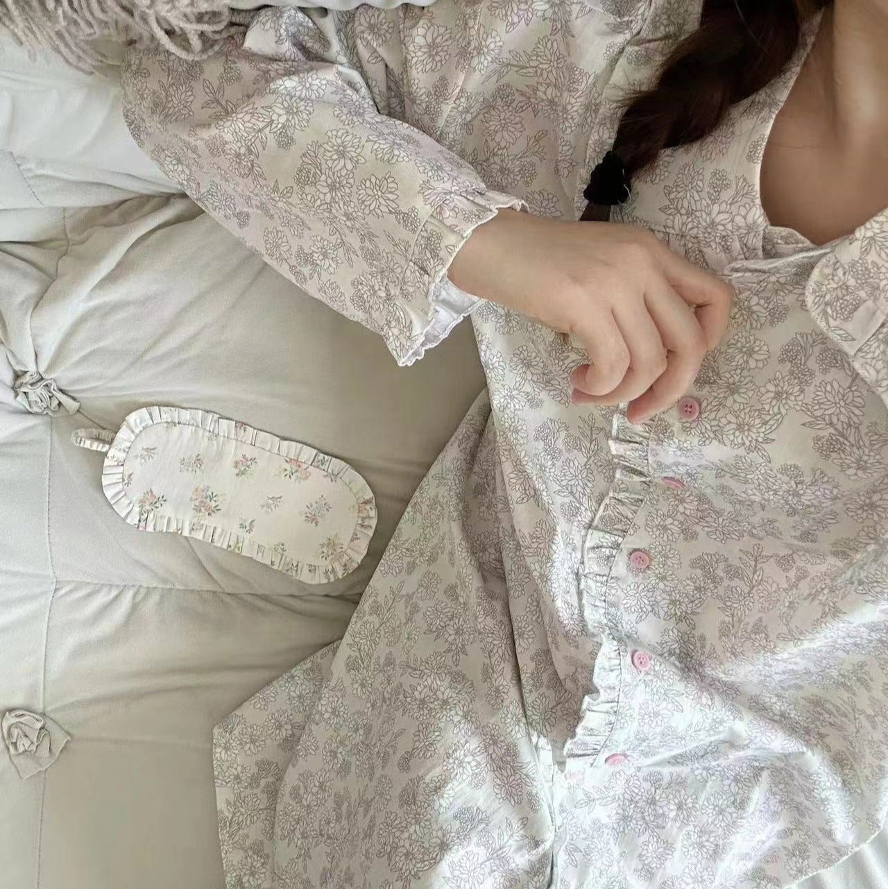Coquette Petite Fleur Ruffle Sleep Mask