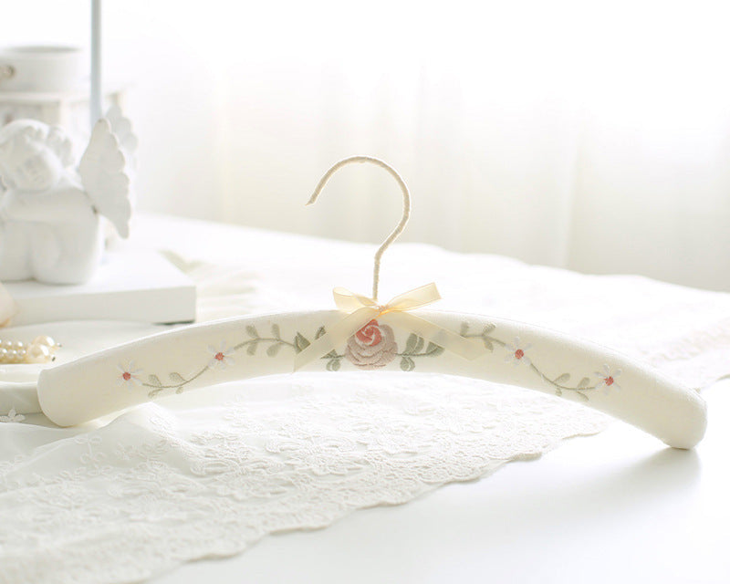 Coquette Petal Embrace Vintage Hangers