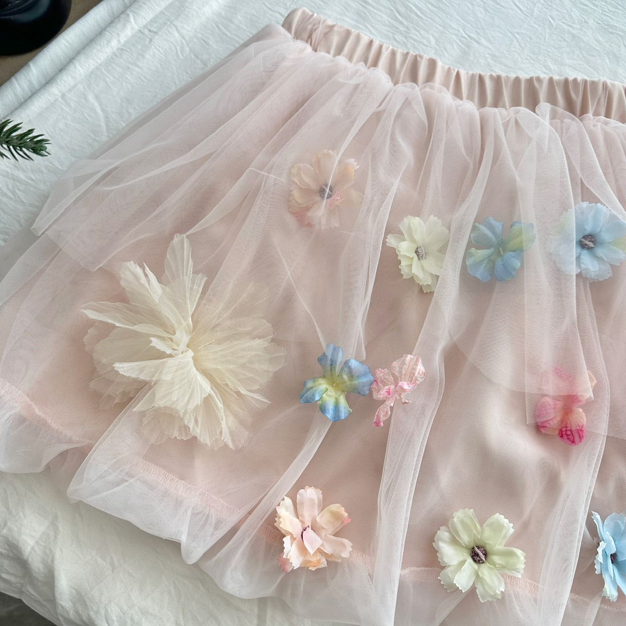 Coquette_Delicate_Petals_and_Lace_Dress_9