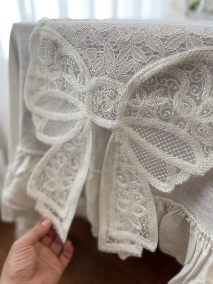 Coquette Lace Dream Bow Tablecloth White3