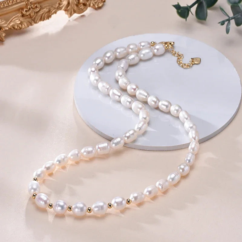 Coquette Charm Pearl Necklace