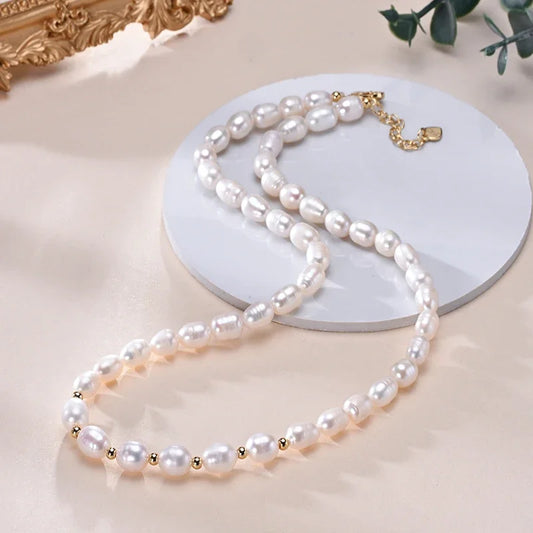 Coquette Charm Pearl Necklace