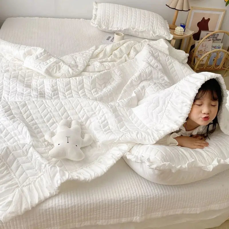 White Cooling Comforter with Korean Style Quilting