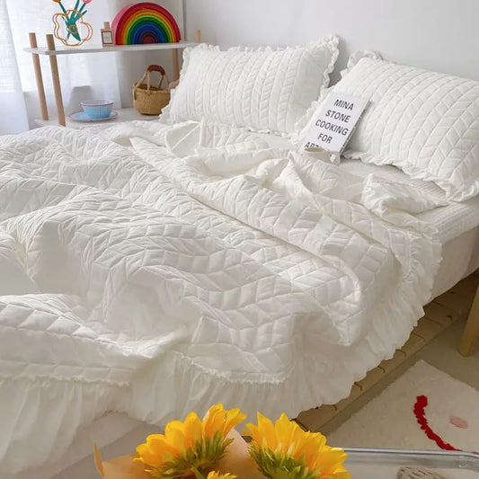White Cooling Comforter with Korean Style Quilting