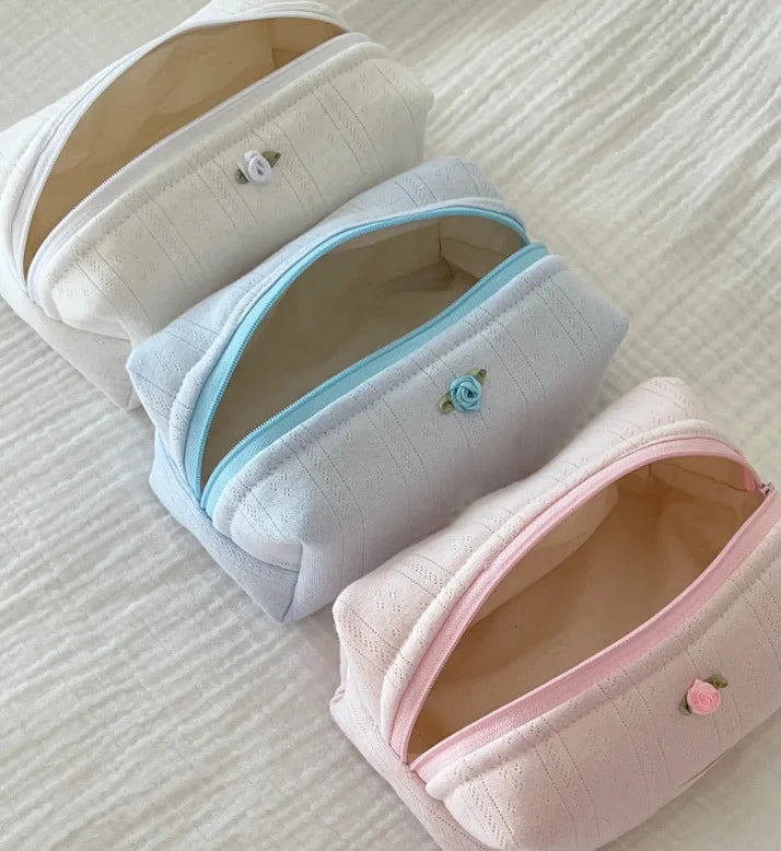 Elegant White Makeup Case with Floral Design