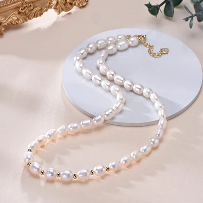 Coquette Charm Pearl Necklace