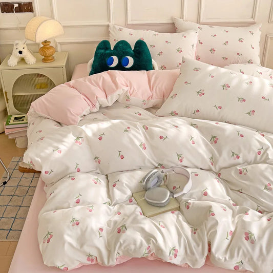 Coquette Cartoon Heart & Floral Print Bedding Set（3 Pcs）