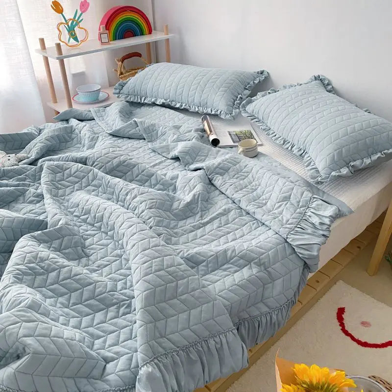 White Cooling Comforter with Korean Style Quilting