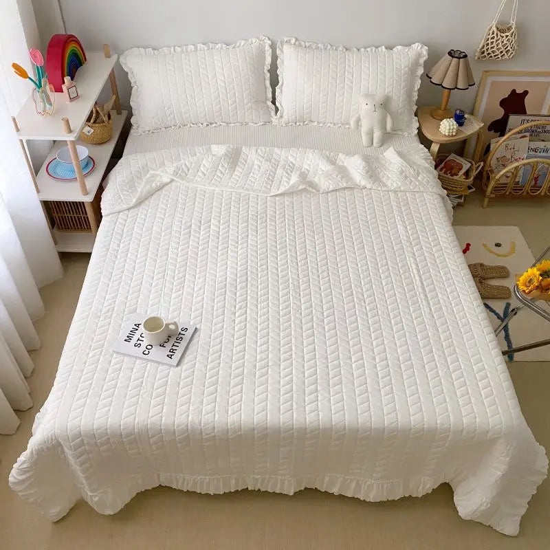White Cooling Comforter with Korean Style Quilting