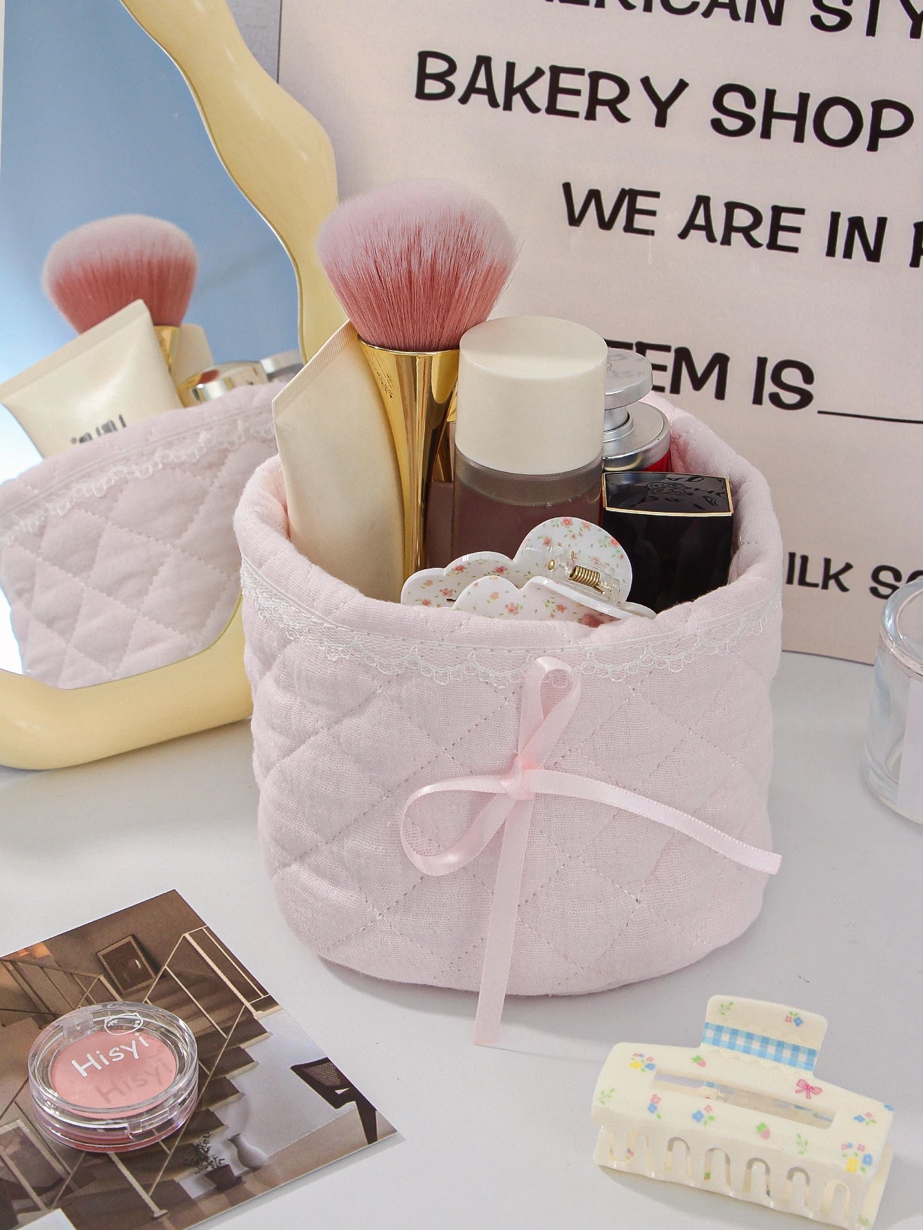 Cute Bow Quilted Makeup Bag for Stylish and Organized Beauty Storage