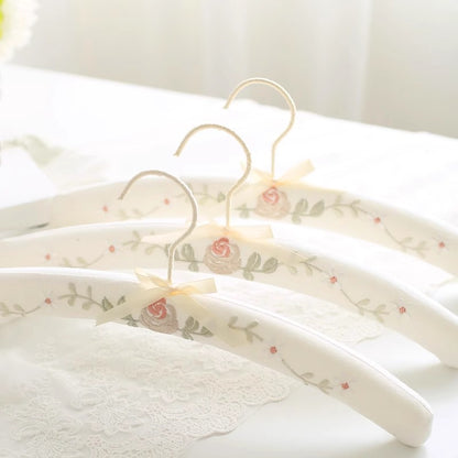 Coquette Petal Embrace Vintage Hangers